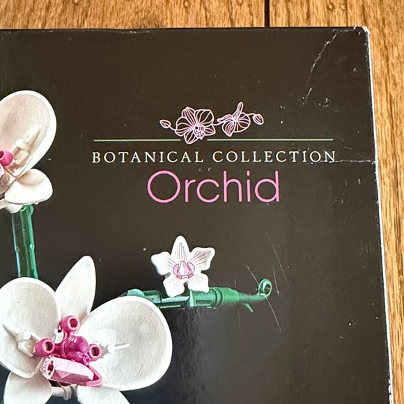 Lego Collection Botanique Orchid Building Set - White and Green - Picture 5 of 9